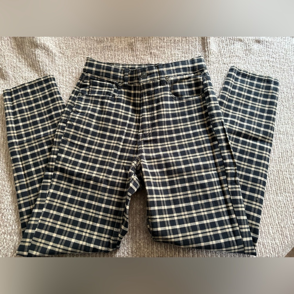 American Eagle Mom Jean